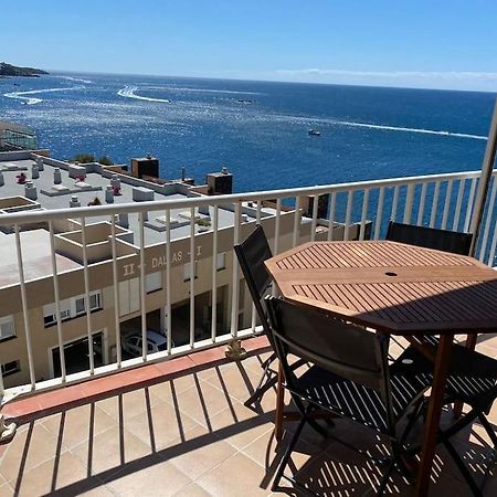 Apartamento Tres Habitaciones Con Vistas Al Mar En Roses Exterior photo